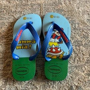 Havaianas Mario Brothers flip flops
